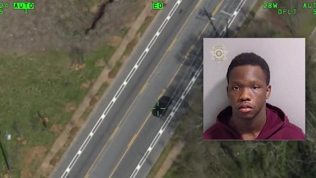 Teen arrested after trying to escape police in stolen car, APD says