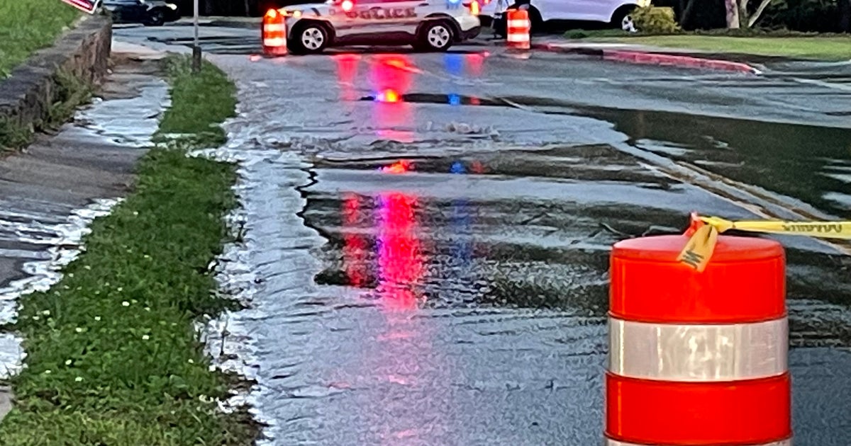 Major water main break shuts down Chamblee Dunwoody Road | FOX 5 Atlanta