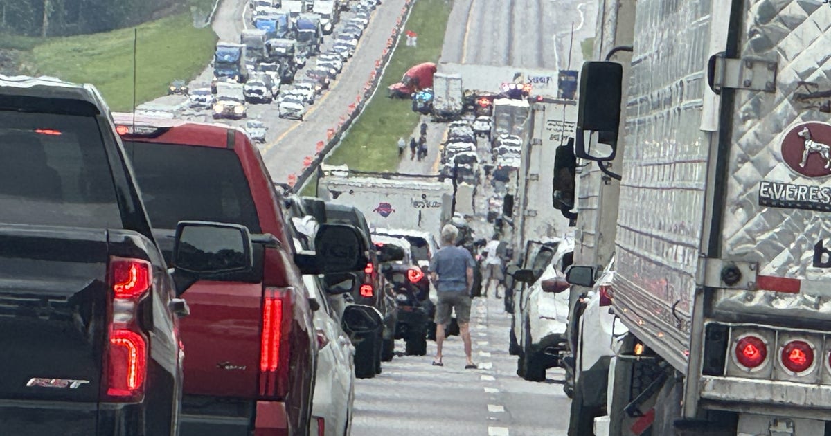 Tractor-trailer crash backs up I-75 N in Henry County | FOX 5 Atlanta