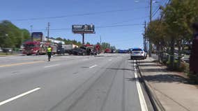 2 killed, 3 injured in crash on Buford Highway in Doraville, officials say