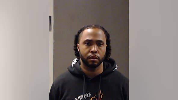Man arrested in connection to shooting that injured 3 bystanders in Decatur