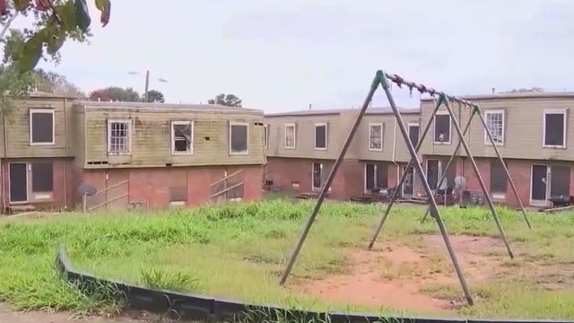 People who used to live at Forest Cove complex still struggling after demolition