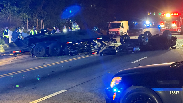 1 dead after crash in DeKalb County near Miller Road, Covington Hwy.