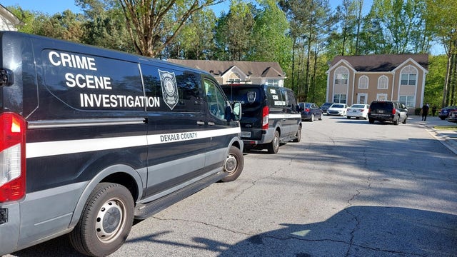 Lithonia woman shot in head by boyfriend dies, police say