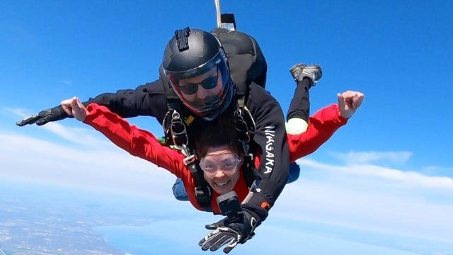 Skydivers to take plunge during total solar eclipse for unprecedented view