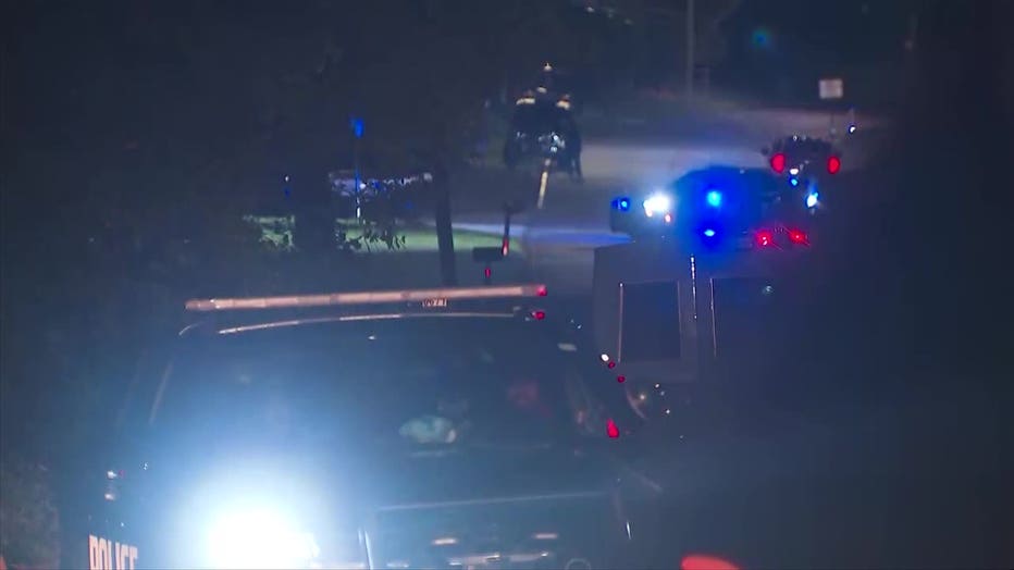 Man Arrested After Swat Standoff In Dekalb County Neighborhood Fox 5 Man Arrested After Swat Standoff In Dekalb County Neighborhood Fox 5