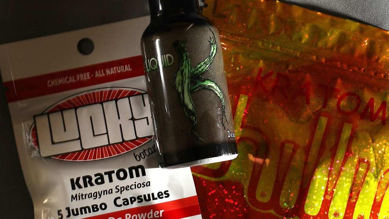 ドギョム サノク ブソクスン アンドロメダ Kemp signs law regulating production, sale of kratom supplement