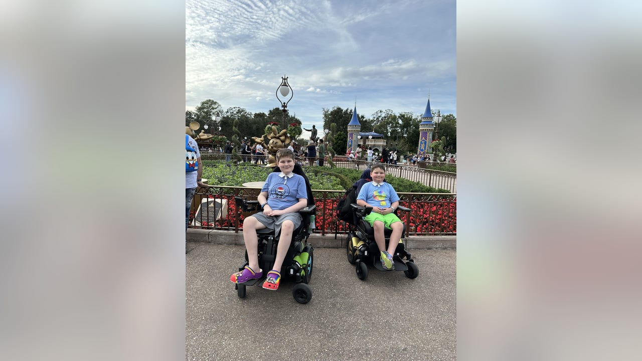 Roswell brothers share the same extremely rare, life-altering disease - Vimarsana News