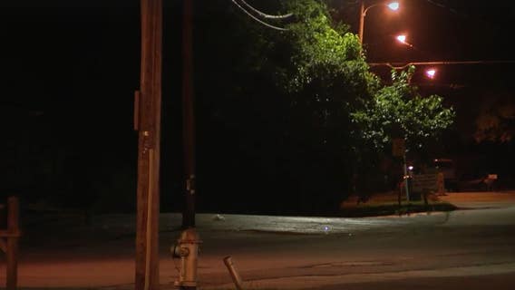 Driver seriously injured in crash near Wilshire Avenue, Cobb Parkway