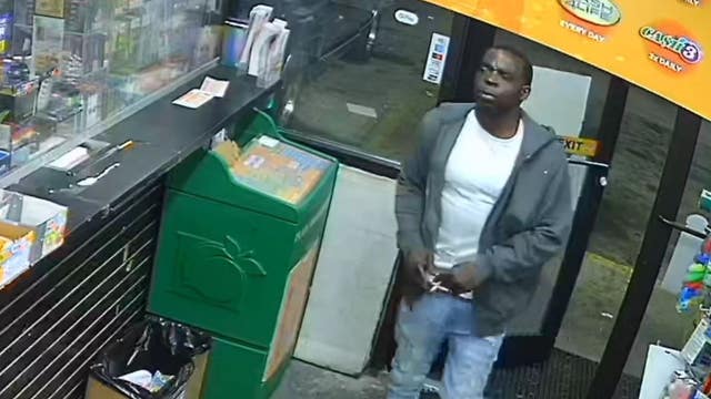 Armed man who allegedly robbed Lakewood Avenue store wanted by police