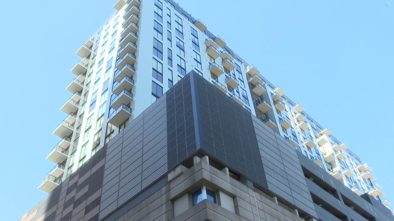 Luxury downtown high-rise residents frustrated over building’s faulty ... - Luxury Downtown High-Rise Condos For Rent With Unobstructed
