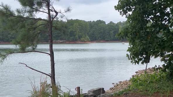 Search for missing kayaker on Lake Lanier