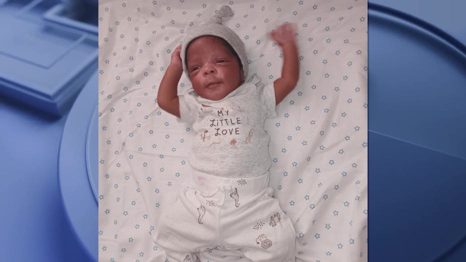 South Fulton police officers help to save the life of an infant who could not breathe.