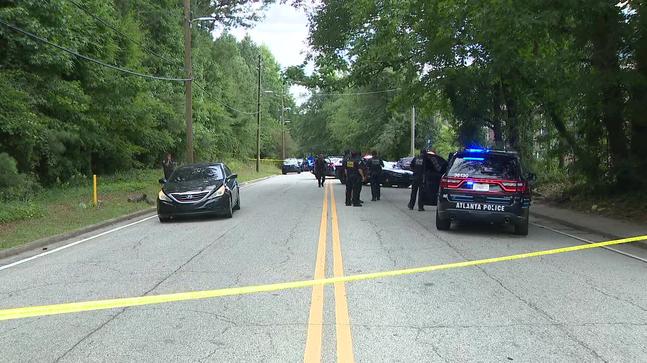 Man shot on Hollywood Road, Atlanta police investigating