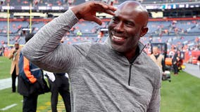 NFL Hall of Famer, former UGA Bulldog Terrell Davis 'humiliated' after plane incident