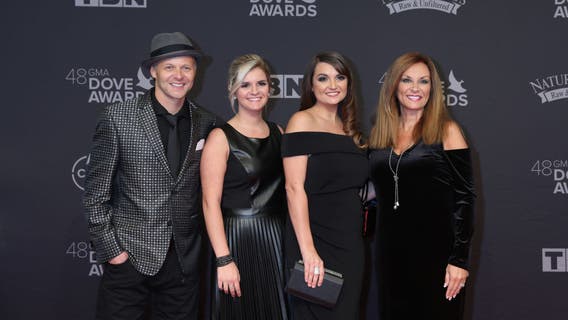 3 members of The Nelons Atlanta gospel group killed in Wyoming plane crash