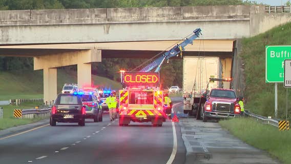 Driver killed in crash involving semi-truck on South Fulton Parkway near I-285