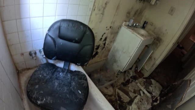 Fairburn-Gordon Apartments will not be demolished despite living conditions, complaints