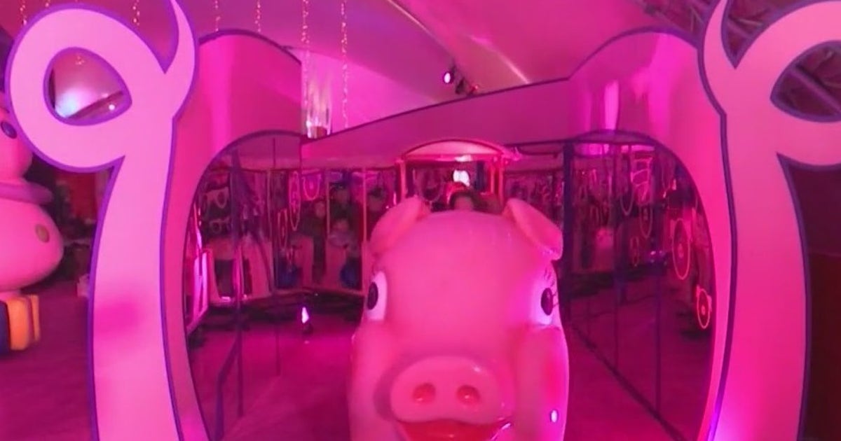 Beloved Pink Pig returning to Atlanta for Festival of Trees | FOX
