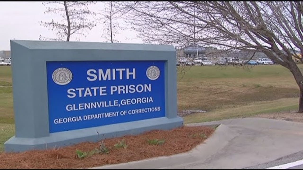 受刑者がドローンを使ってジョージア州の刑務所に麻薬を密輸