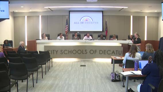 Decatur school officials unanimously vote to bring back DEI policies