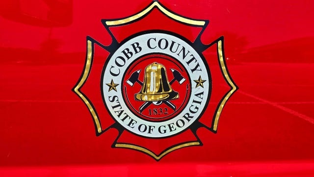 Fire leaves Cobb County apartment building uninhabitable