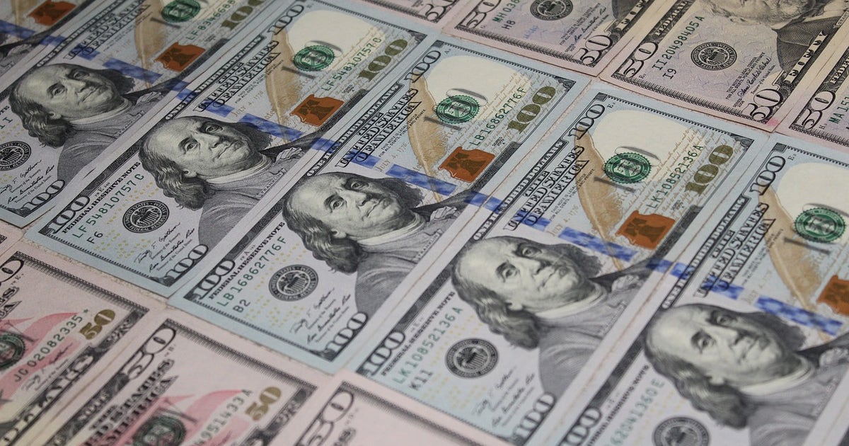 Former financial advisor used stolen $10M to build Vinings mansion