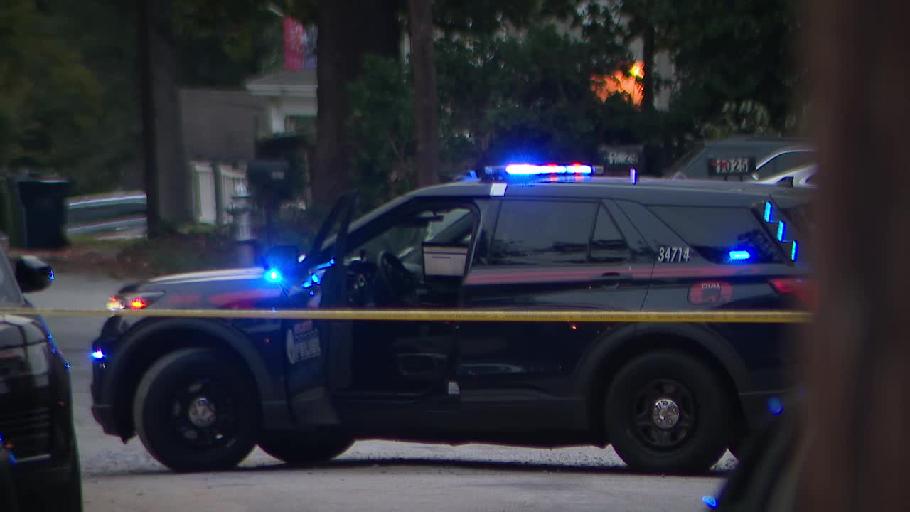 Man critically injured in southwest Atlanta shooting