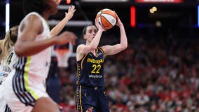 Caitlin Clark breaks WNBA rookie scoring record