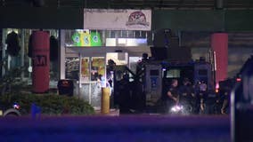 Suspected gun store burglar killed in shootout with police in Smyrna; 2 officers injured