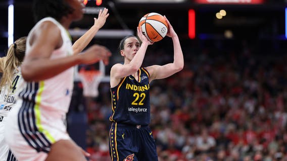 Caitlin Clark breaks WNBA rookie scoring record
