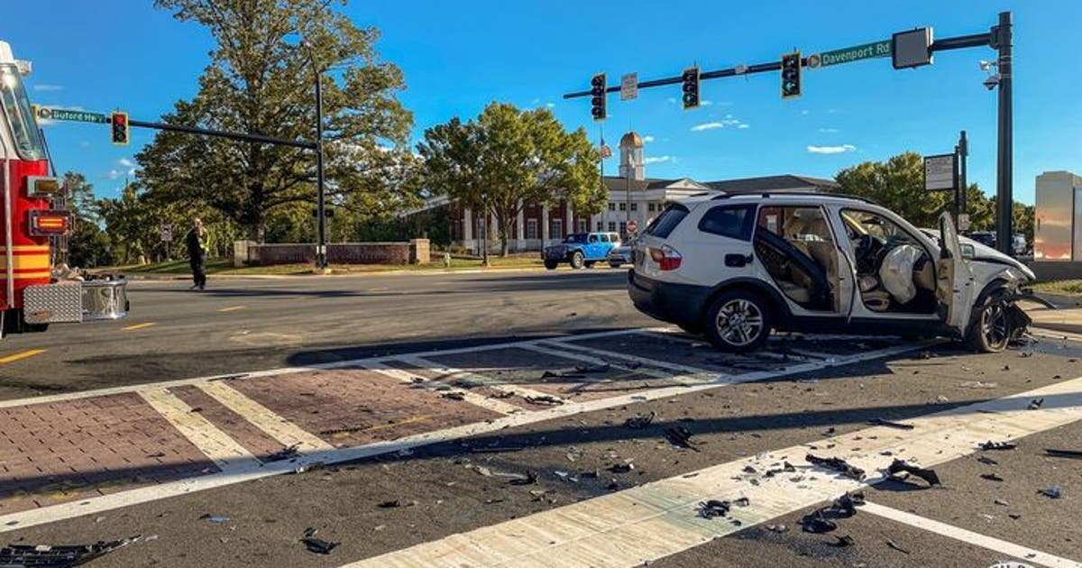 Gwinnett County fire truck clipped by SUV on Buford Highway | FOX 5 Atlanta
