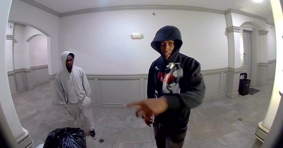 Men caught on camera breaking into Atlanta apartment, police say | FOX ...