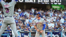 Lindor homers as Mets stop Dodgers’ scoreless streak in 7-3 win, head to NY with NLCS tied 1-1