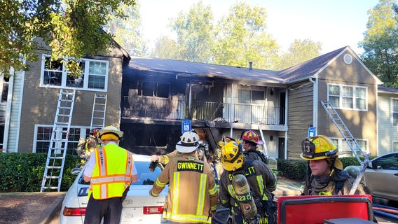 20 residents displaced by fire at Norcross apartment complex
