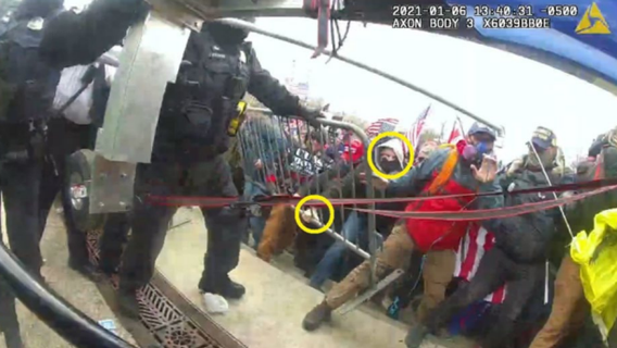 Mother chases down car thief, rescues child in Holly Springs, police say