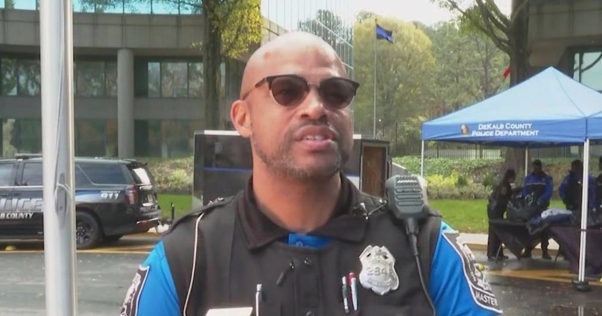 DeKalb County police host winter clothing drive | FOX 5 Atlanta