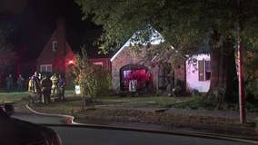 Family escapes burning home in East Point