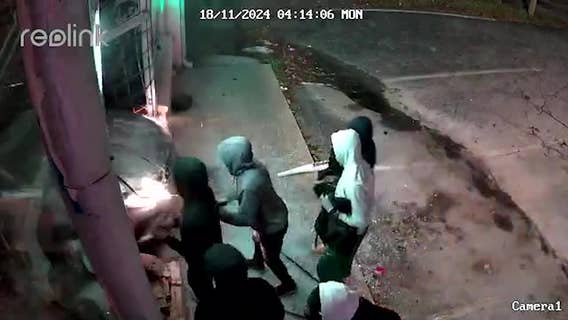 Burglars ram stolen car into Dekalb County CBD shop, make off with empty register