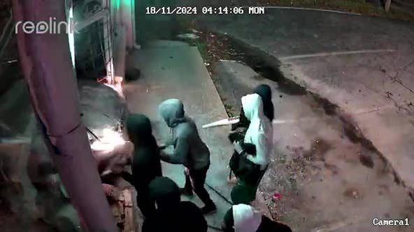 Burglars ram stolen car into Dekalb County CBD shop, make off with empty register