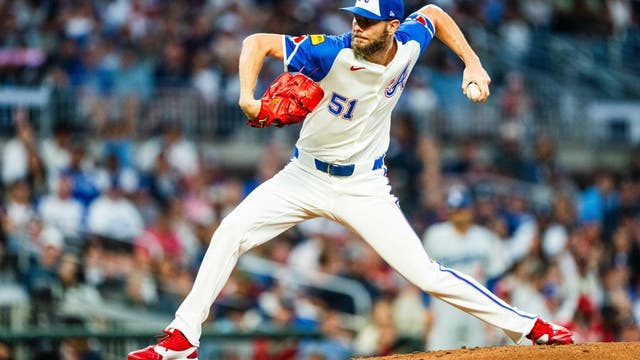 Atlanta Braves Chris Sale earns top MLB pitching honor of 2024