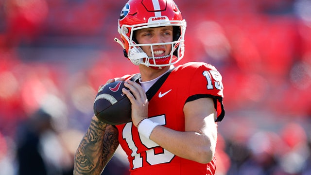 Georgia QB Carson Beck commits to Miami after entering transfer portal