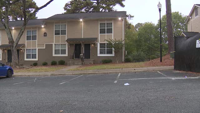 71-year-old woman hurt by stray bullet in NW Atlanta shooting