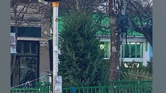 Christmas decorations stolen from Little Five Points community tree