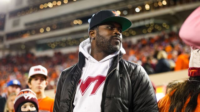 Michael Vick talks to Sacramento State and Norfolk State about head coaching jobs