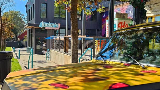 Junior's Pizza in Summerhill announces closing with 'great sadness'