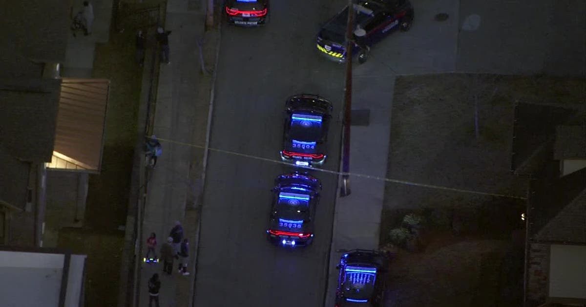 63-year-old man 'critical' after shooting near Atlanta apartments | FOX ...