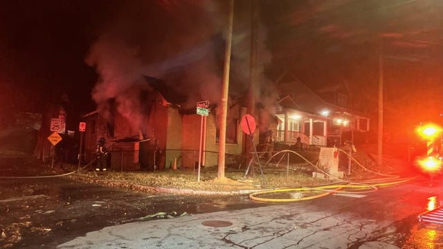 Four displaced after home catches fire on Main Street in NW Atlanta