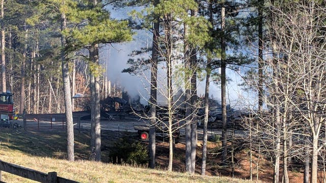 Firefighters battle winery fire in northeastern Hall County