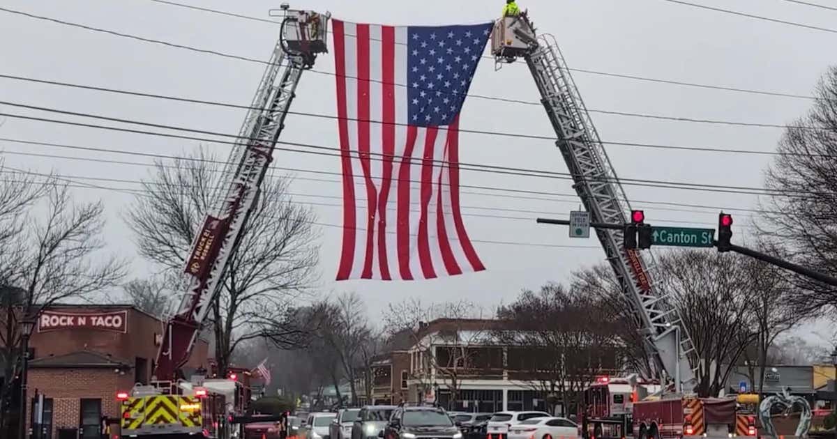 Roswell mourns fallen Officer Jeremy Labonte at visitation | FOX 5 Atlanta